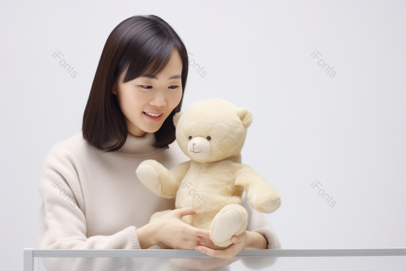 月子中心妈妈带娃用玩偶和婴儿玩耍高清摄影图,高清,摄影图,摄影图片,图片大全,摄影图免费下载